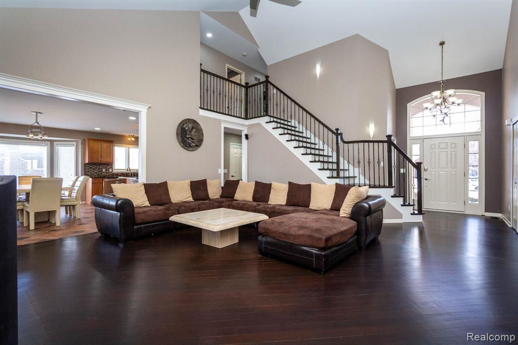 49683 Yale Drive, Macomb, MI 48044 — Photo 11