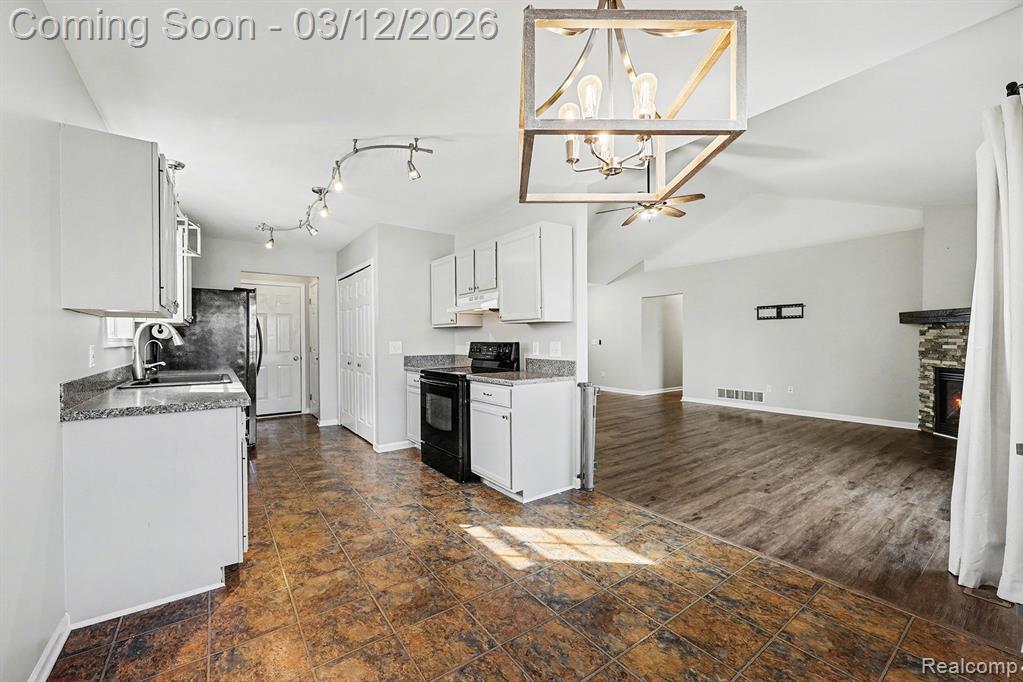 755 1st Street, Fenton, MI 48430 — Photo 2