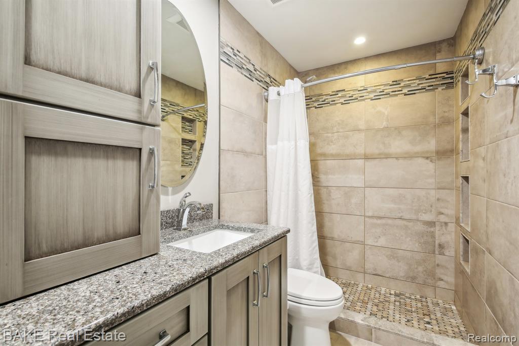 966 McDonald Drive, Northville, MI 48167 — Photo 57