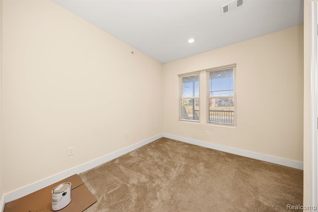 524 E Kirby Street, Detroit, MI 48202 — Photo 16