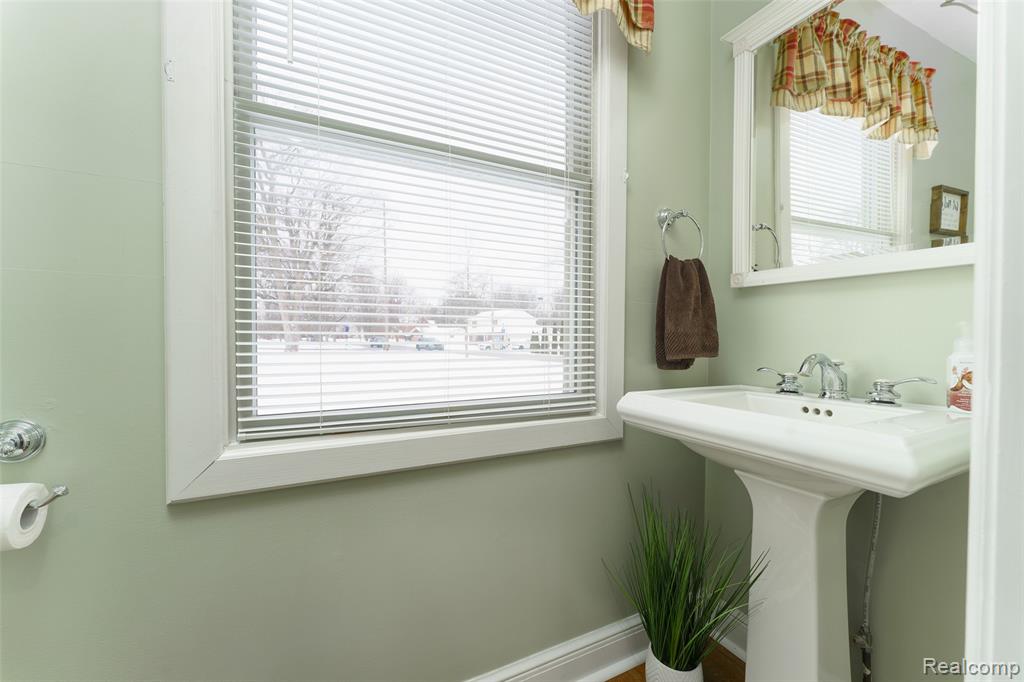 919 E Michigan Avenue, Grass Lake, MI 49240 — Photo 14