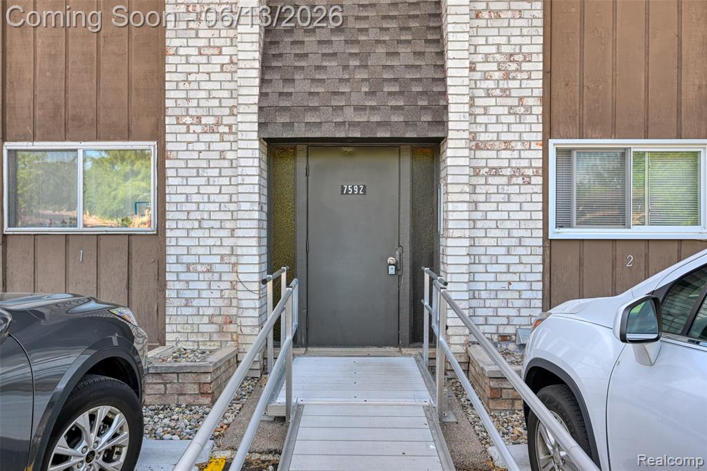 7592 Woodview Street, 4, Westland, MI — Photo 8
