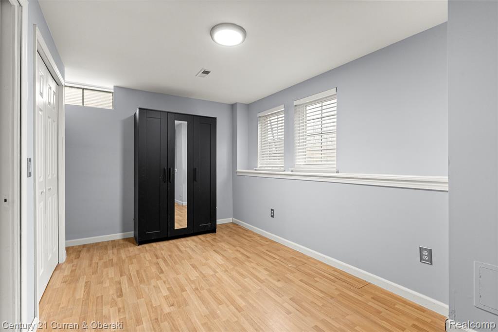 6900 Lakeway Street, Ypsilanti, MI 48197 — Photo 41