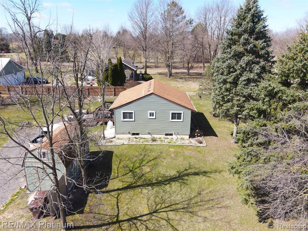 7285 MASON Road, Fowlerville, MI 48836 — Photo 5