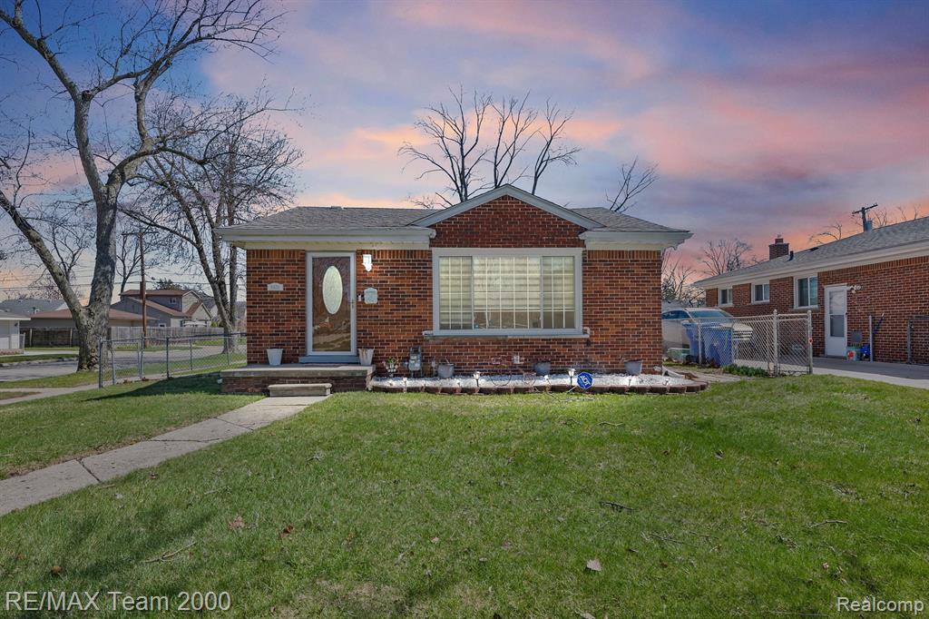 6470 Norborne Avenue, Dearborn Heights, MI 48127 — Photo 3