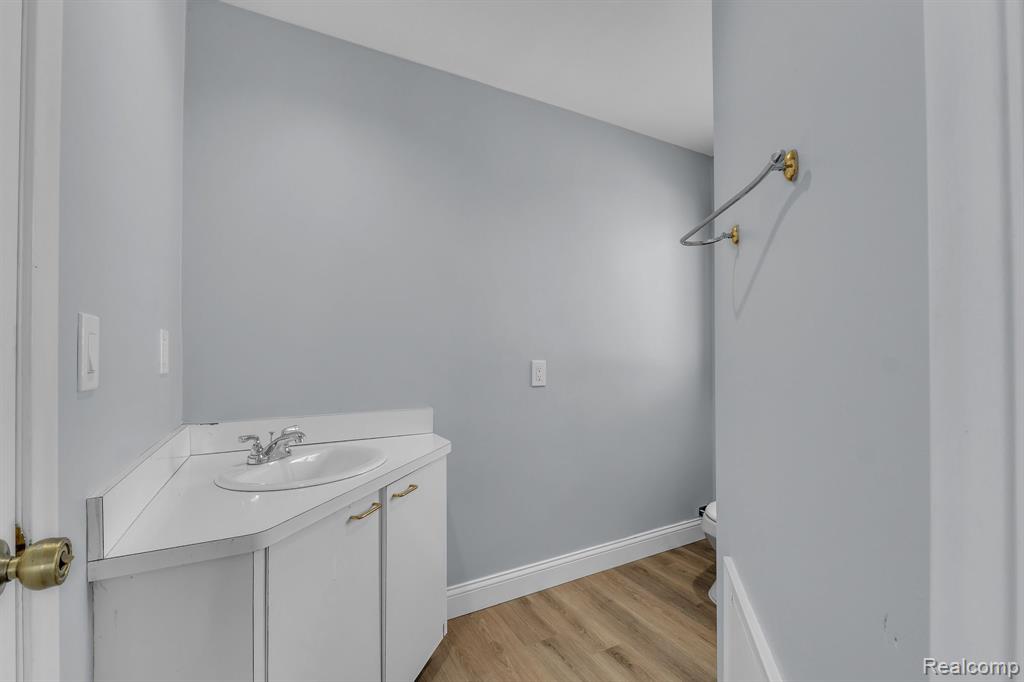 6576 Inkster Road, West Bloomfield, MI — Photo 51
