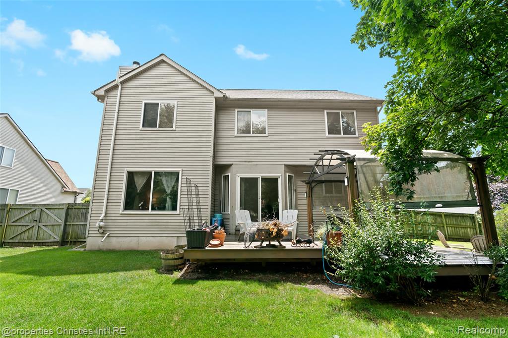 47242 Marina Drive, Belleville, MI 48111 — Photo 33