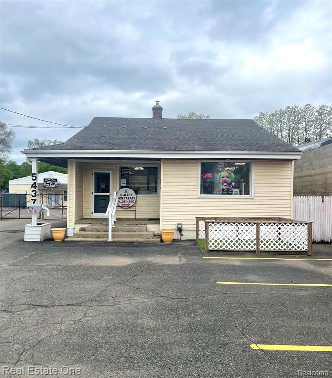 5437 Dixie Highway, Waterford, MI — Photo 2