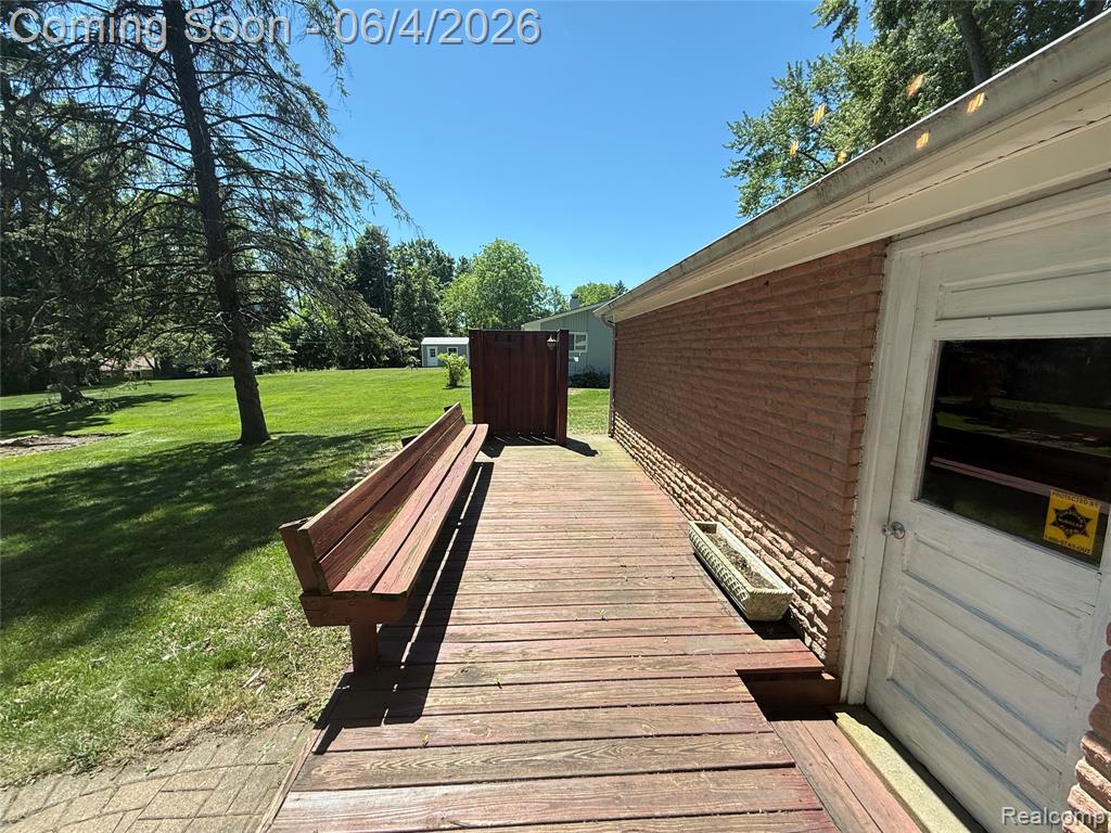 6382 Houghten Drive, Troy, MI 48098 — Photo 45