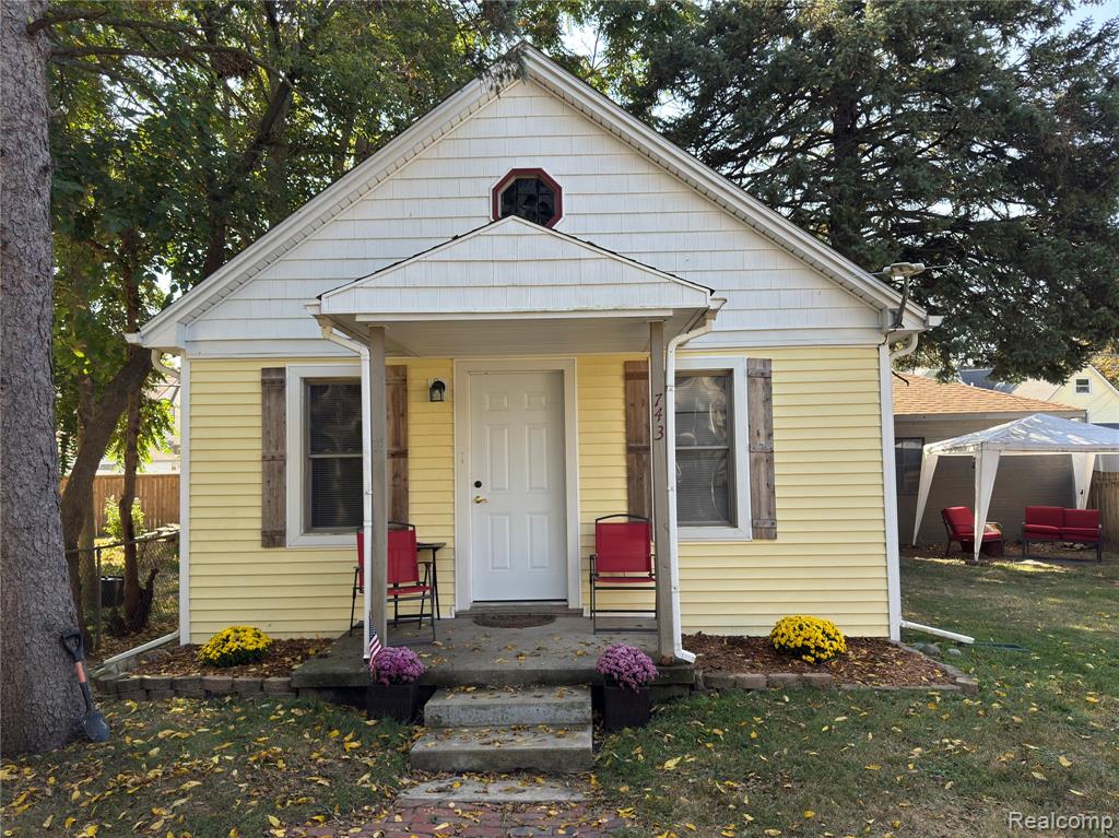 747 Cherry Street, Wyandotte, MI 48192 — Photo 25