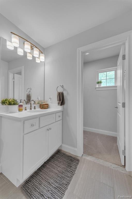 9857 Dartmouth Road, Clarkston, MI 48348 — Photo 28