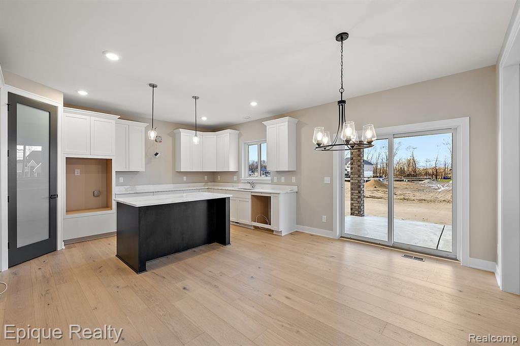 50605 Mistwood Drive, Macomb, MI 48042 — Photo 13