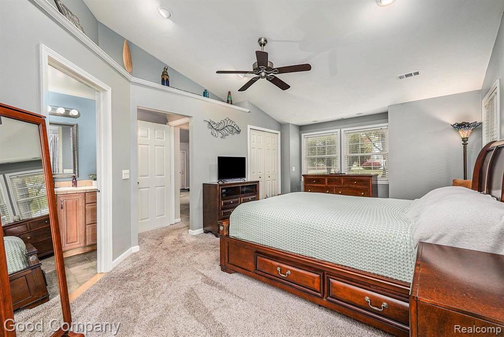 47595 Frederick Road, Shelby Twp, MI 48317 — Photo 11