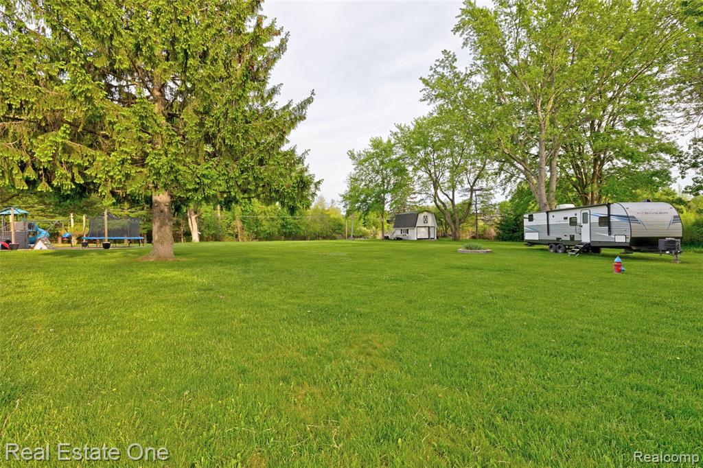 1574 Farnsworth Road, Lapeer, MI 48446 — Photo 29