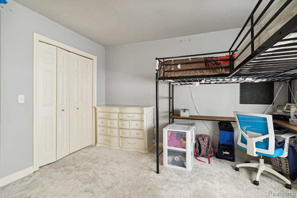 1858 SANDY SHORES Drive, Oxford, MI 48371 — Photo 38