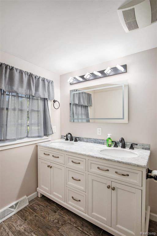321 Gaway Street, Vassar, MI 48768 — Photo 10