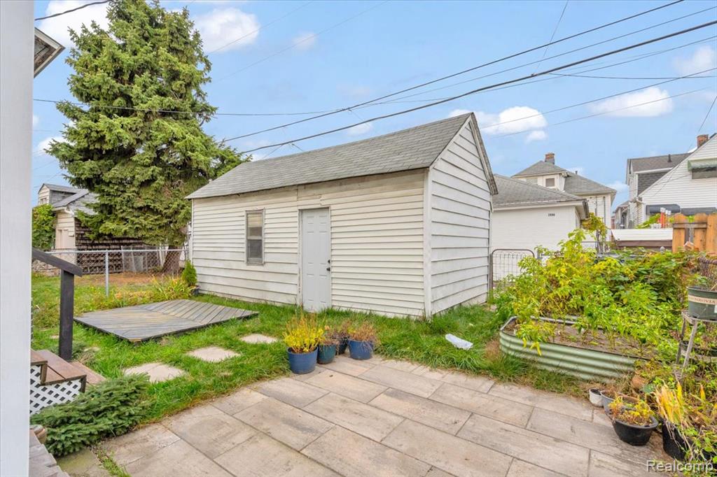 2997 Hanley Street, Hamtramck, MI 48212 — Photo 25