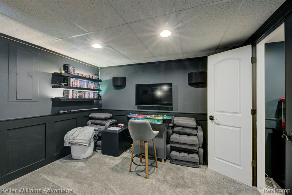 47694 EDINBURGH Drive, Plymouth, MI 48170 — Photo 73