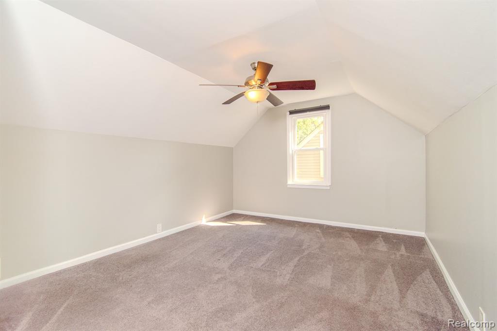 845 E 14 MILE Road, Birmingham, MI 48009 — Photo 9