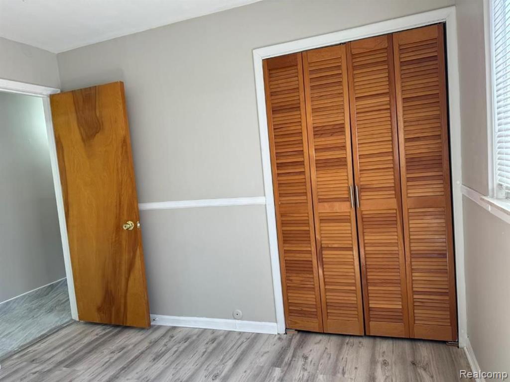 6630 NORBORNE Avenue, Dearborn Heights, MI 48127 — Photo 10
