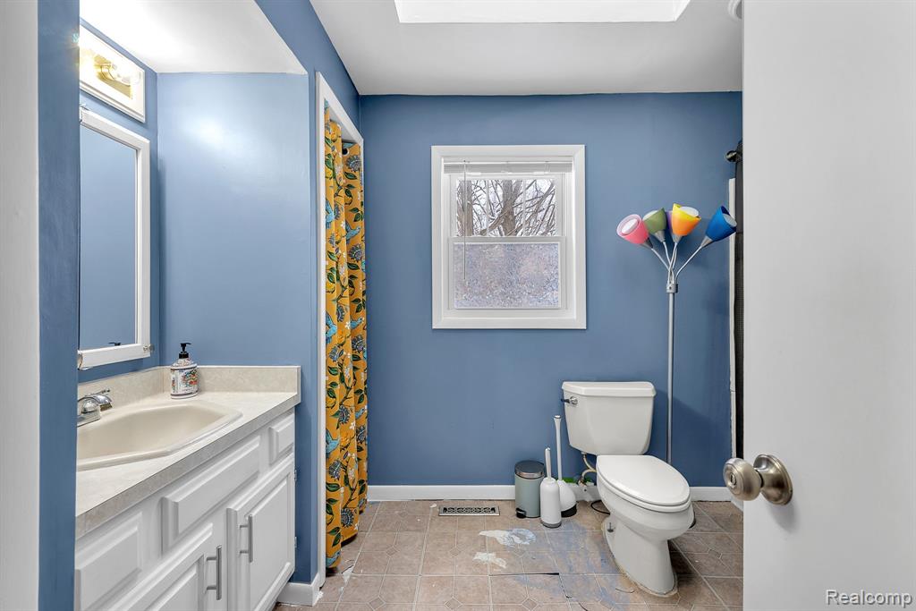 4990 Bolla Road, Ypsilanti, MI 48197 — Photo 15