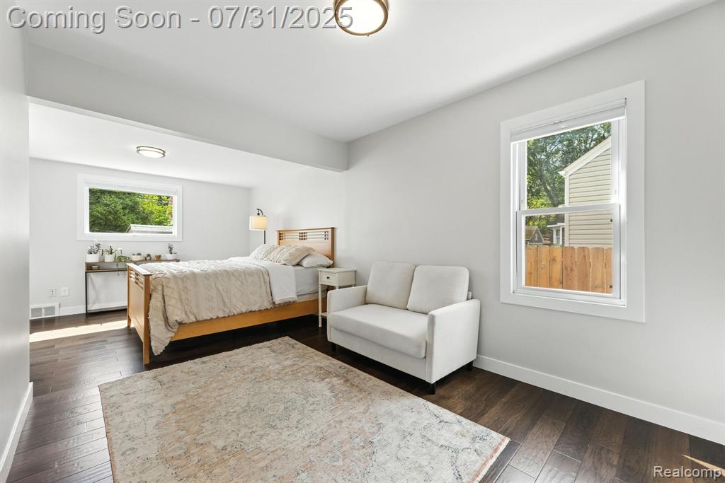 910 Maplegrove Avenue, Royal Oak, MI 48067 — Photo 15