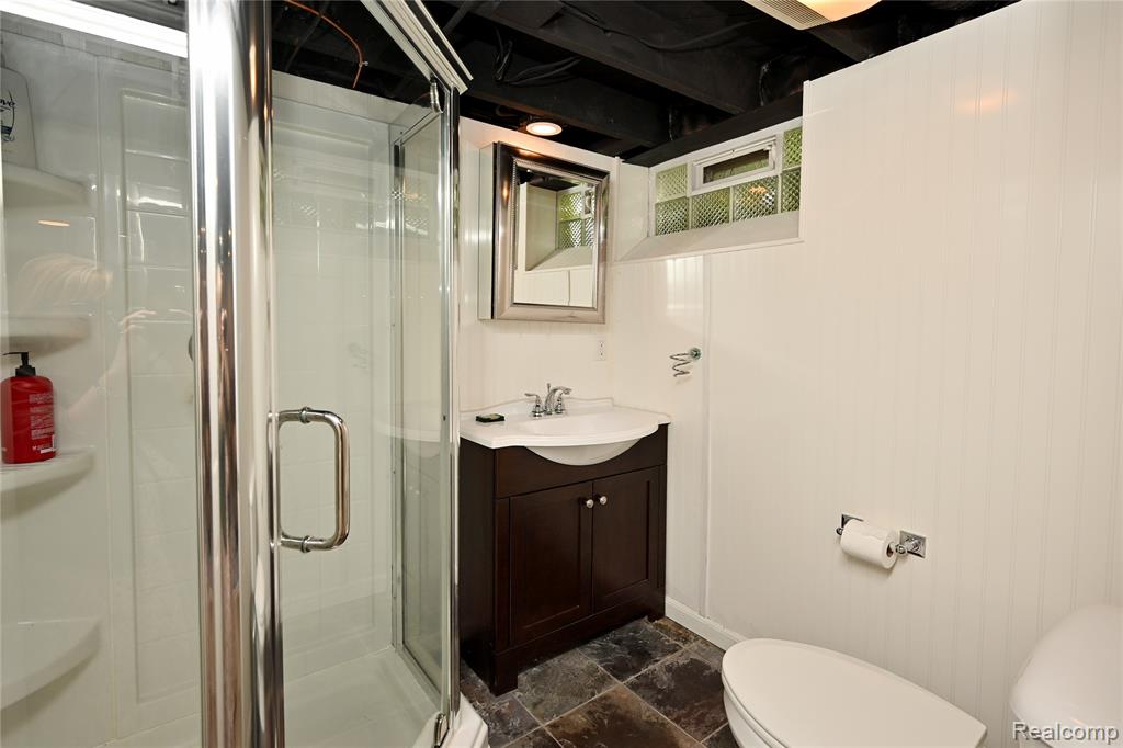 618 W Houstonia Avenue, Royal Oak, MI 48073 — Photo 27