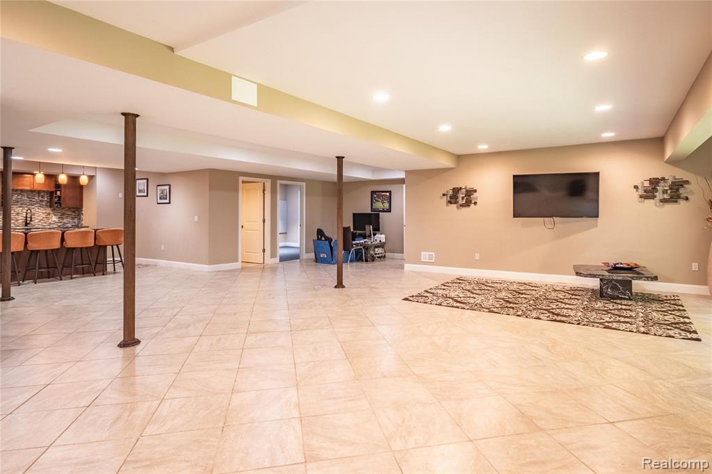 4575 Forest Edge Lane N, West Bloomfield, MI 48323 — Photo 57