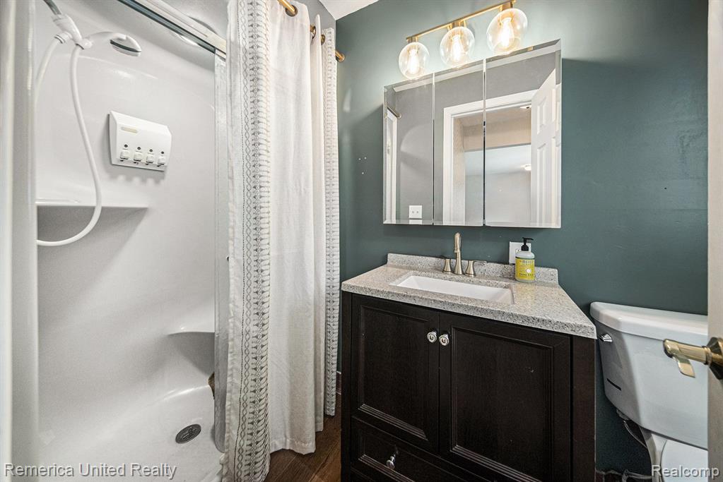 10606 HEENAN Drive, Whitmore Lake, MI 48189 — Photo 16