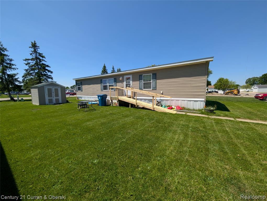 29319 Maple, Flat Rock, MI 48134