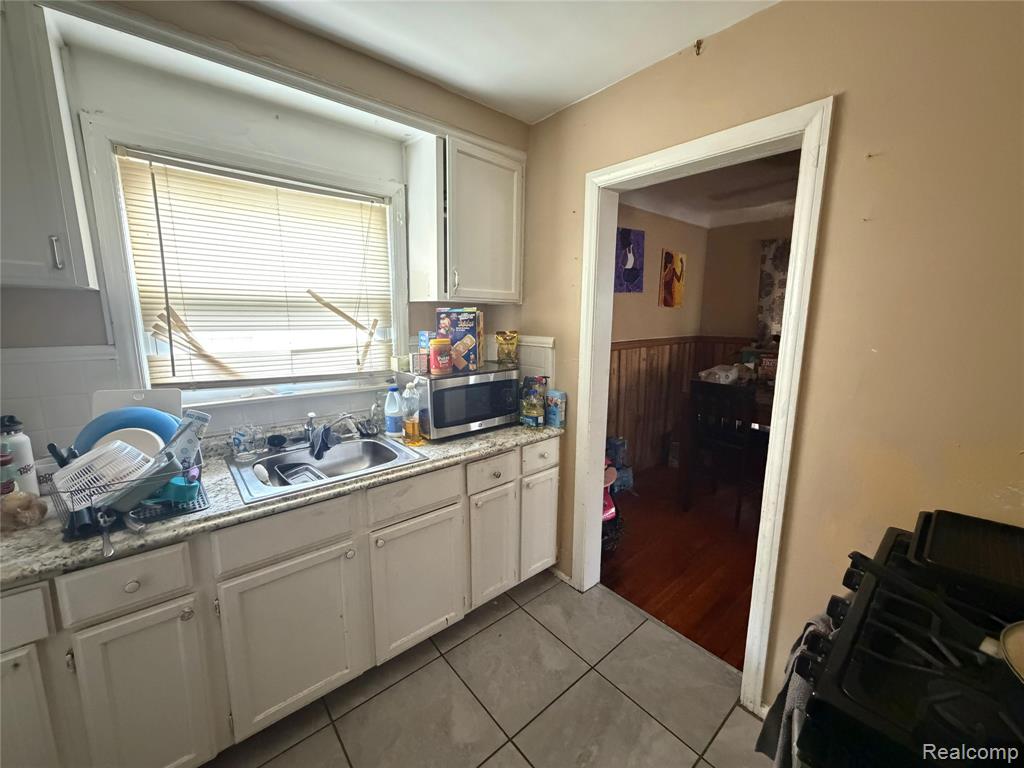 7756 VAUGHAN Street, Detroit, MI 48228 — Photo 21