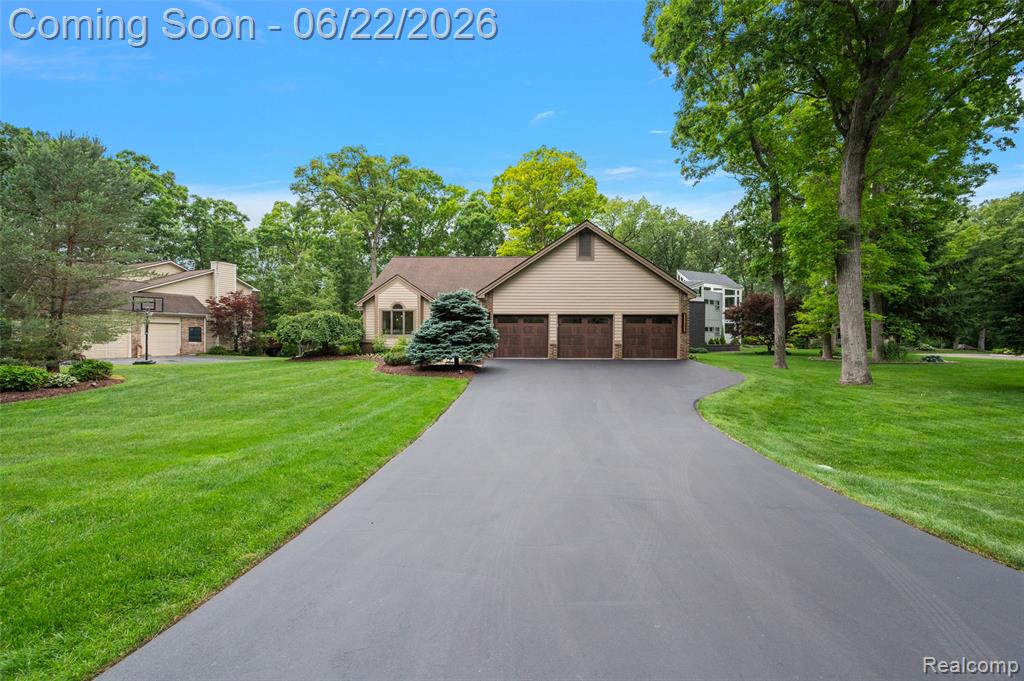 5083 Timber Cove Circle, Clarkston, MI — Photo 4