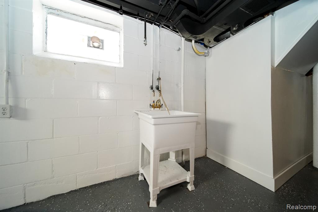 243 Newport Street, Detroit, MI 48215 — Photo 64