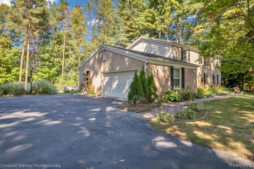 1565 Heather Drive, Lapeer, MI 48446 — Photo 3