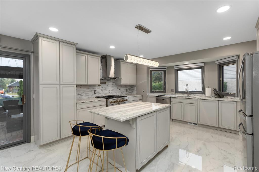 4825 Maceri Circle, Sterling Heights, MI 48314 — Photo 11