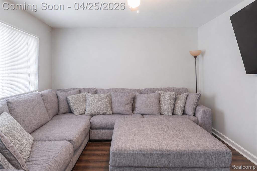 9263 Sylvia Street, Taylor, MI 48180 — Photo 7