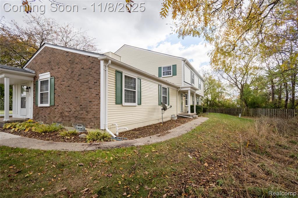 285 Inlet Court, Walled Lake, MI 48390 — Photo 26