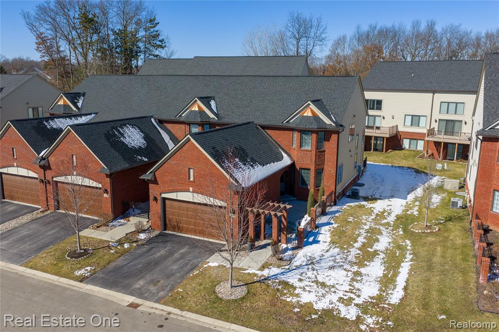 3616 Bay Harbor Drive, Brighton, MI 48114 — Photo 48