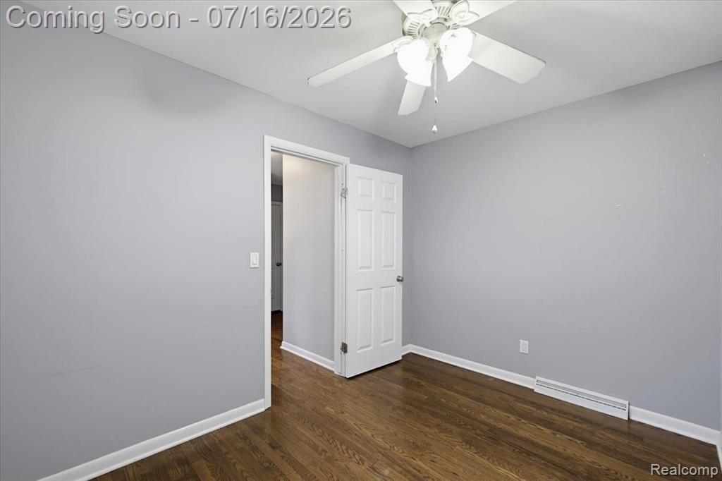 986 Gill Street, Oxford, MI 48371 — Photo 24