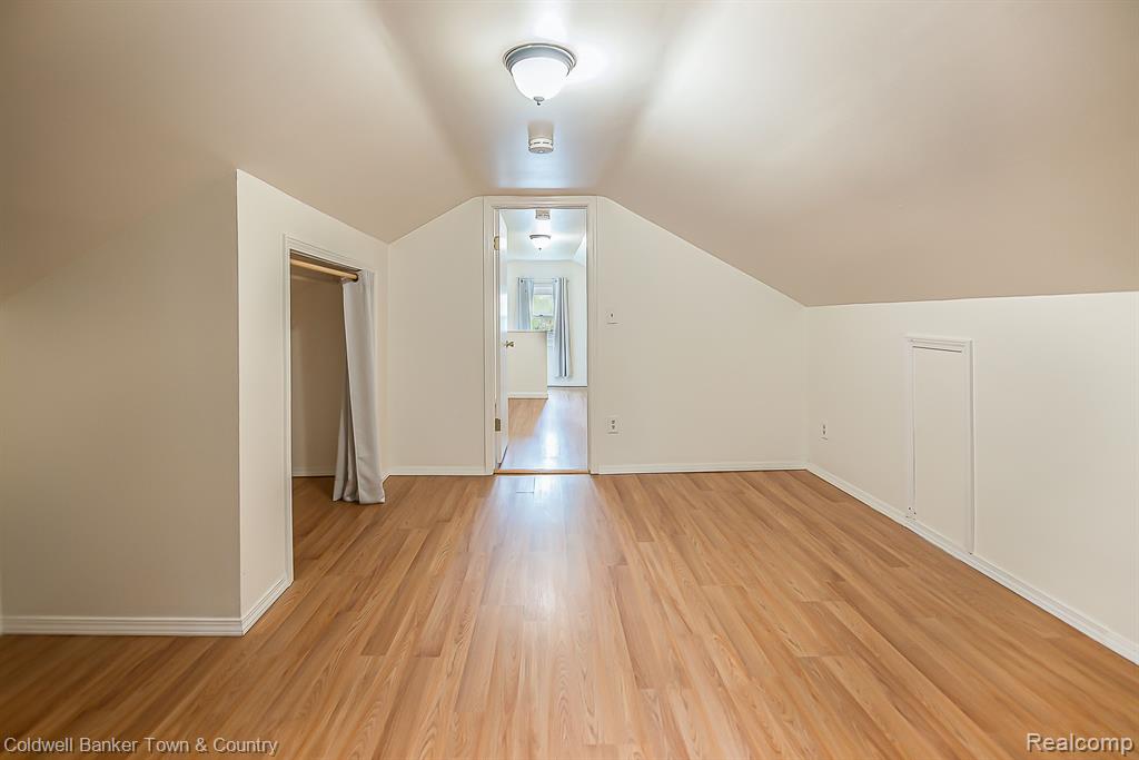 333 FAIRMOUNT Street, Whitmore Lake, MI 48189 — Photo 25