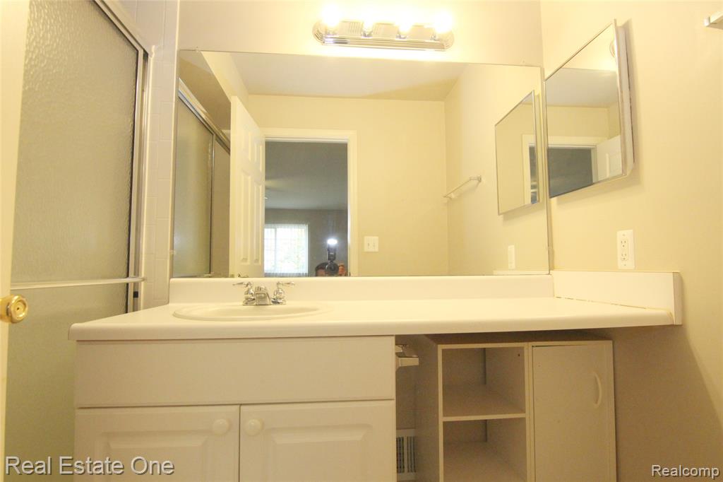 6109 Orchard Lake Road, 101, West Bloomfield, MI — Photo 15