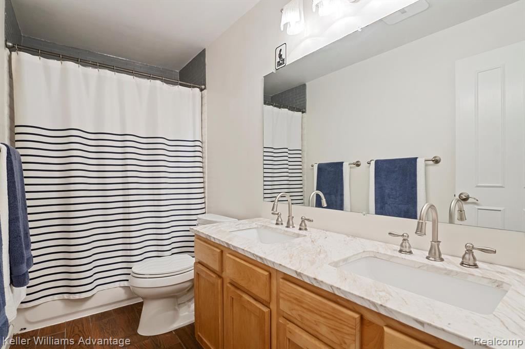 45735 SHEFFIELD Drive, Novi, MI — Photo 33