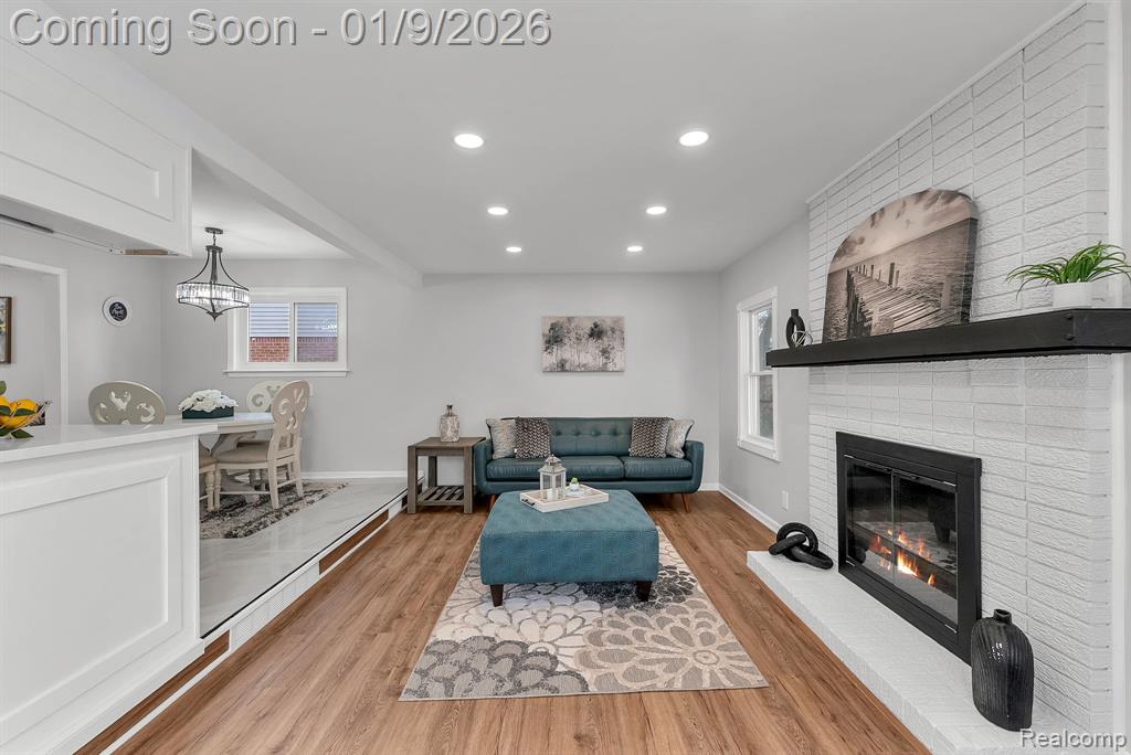 40585 Pinetree Drive, Plymouth, MI 48170 — Photo 16