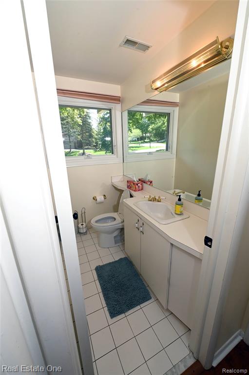 5382 Van Ness Drive, Bloomfield Hills, MI 48302 — Photo 7
