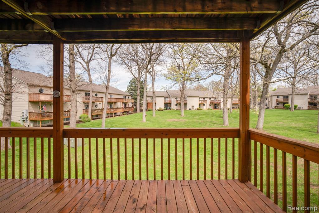 5026 Harbor Oak Drive, Waterford, MI 48329 — Photo 25