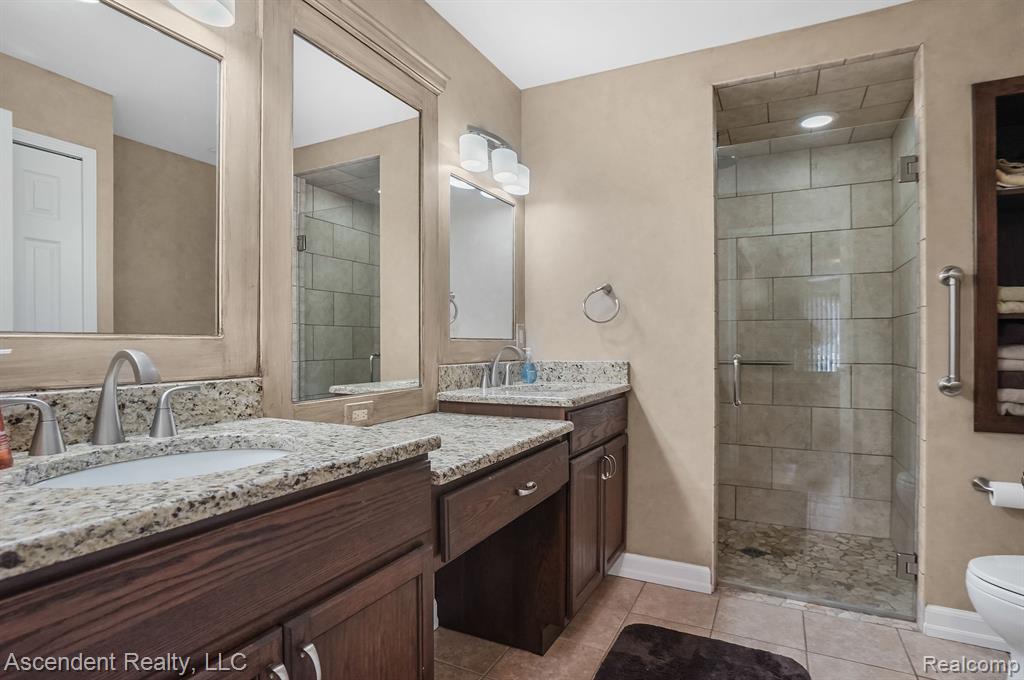 4571 REFLECTIONS Drive, Sterling Heights, MI 48314 — Photo 13