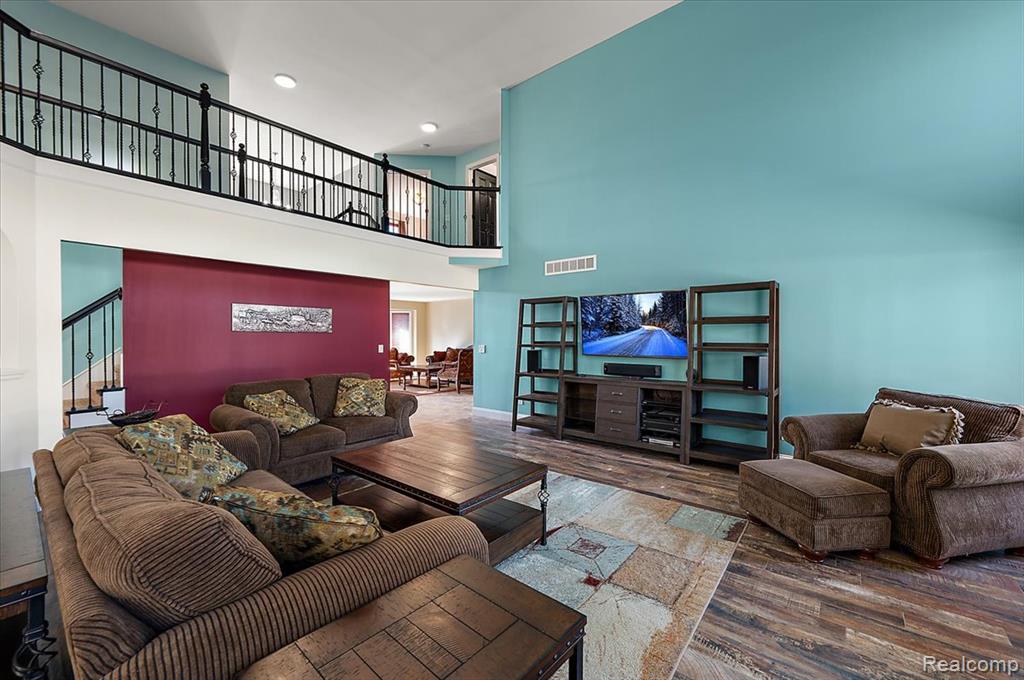 49931 Shelby Creek Drive, Utica, MI 48317 — Photo 22