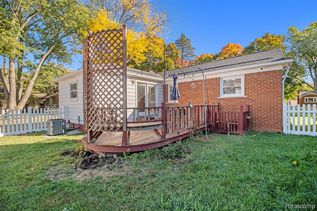 9101 Ball Street, Plymouth, MI 48170 — Photo 15
