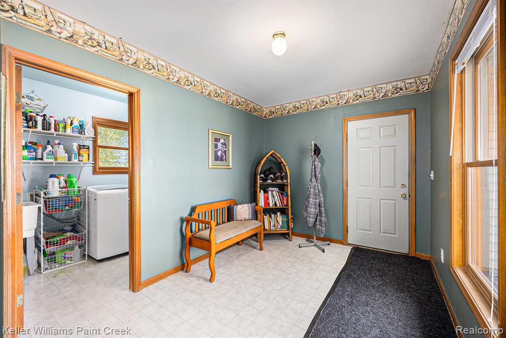 124 S Doran Road, Imlay City, MI 48444 — Photo 14