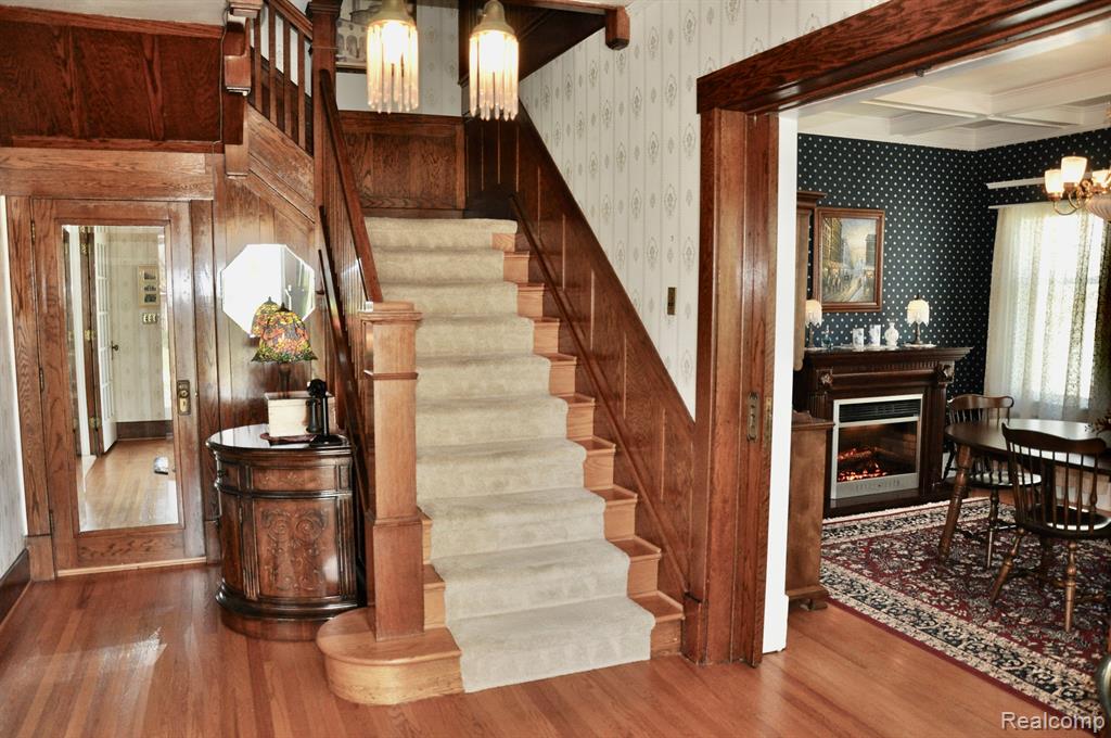 608 E MAPLE Street, Holly, MI 48442 — Photo 22